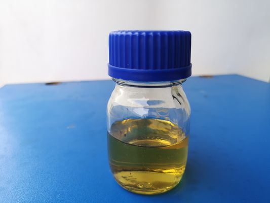 Faible biodégradabilité et faible corrosivité Fluides chimiques de fracturation avec composés organiques et inorganiques