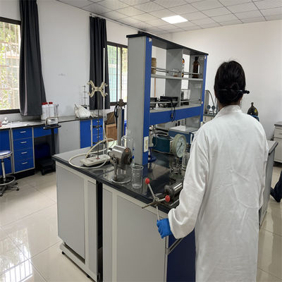 Fluide de fracturation hydraulique à faible inflammabilité présentant des effets environnementaux variables pour soutenir la récupération durable du pétrole et du gaz